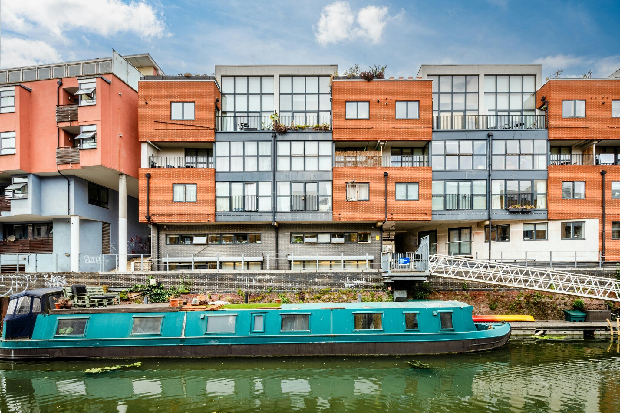20 Copenhagen Pl, London, LND for Sale