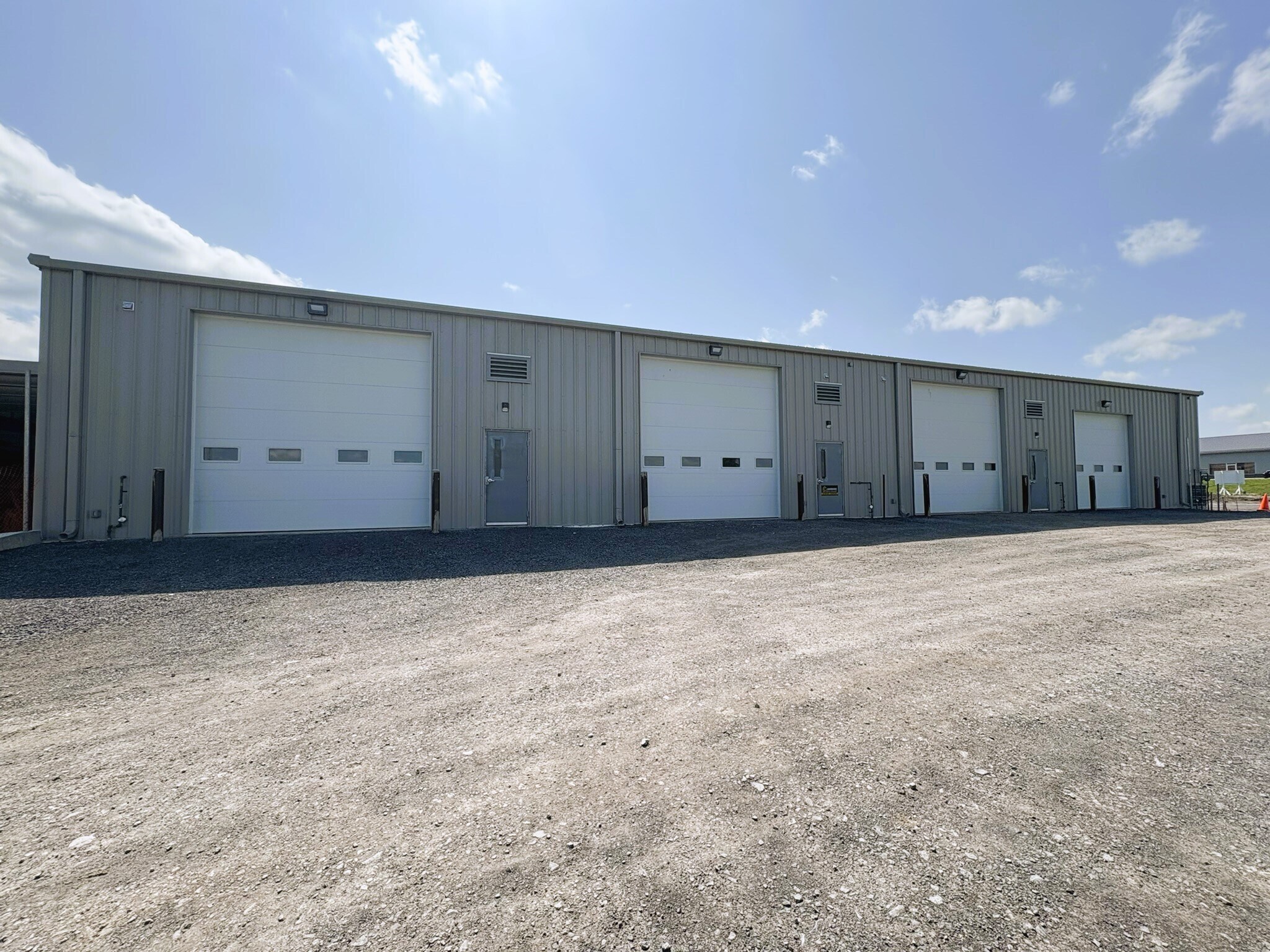 82 Jack Davey Dr, Bath, ON for Rent