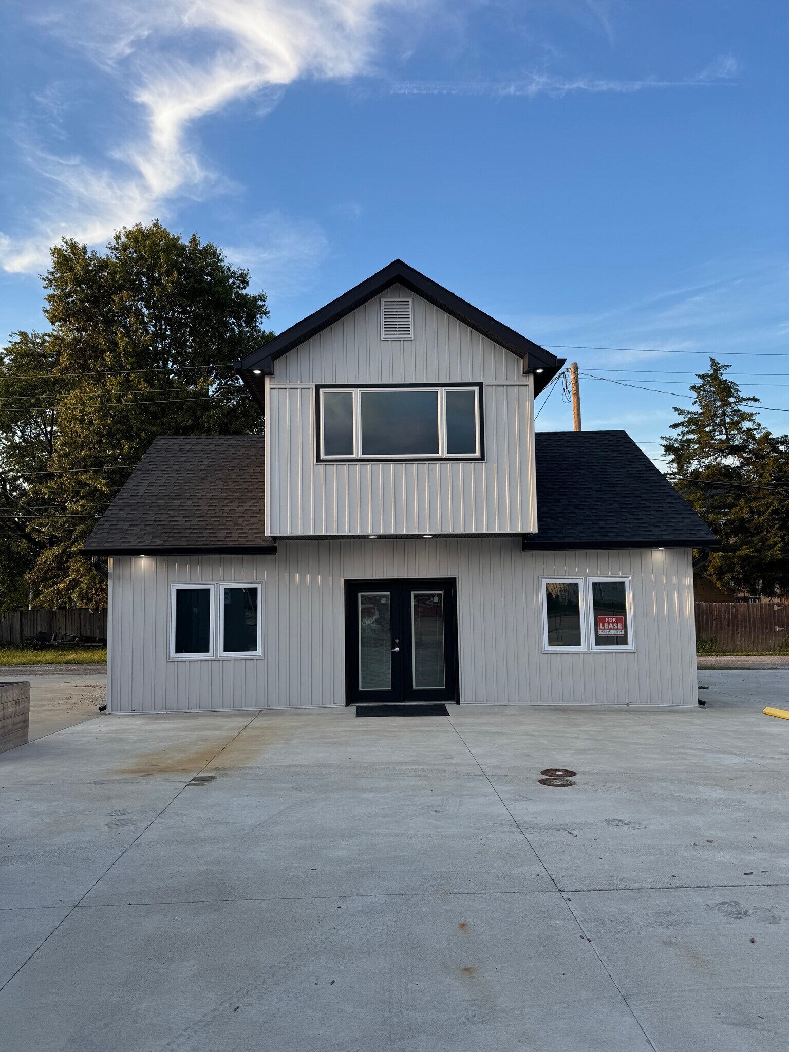 220 Main St, Gardner, KS for Rent