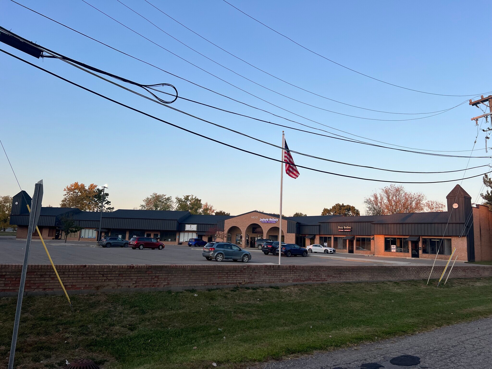1400 Scott Lake Rd, Waterford, MI for Rent