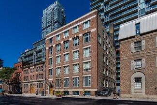 Toronto, ON Office - 200 Adelaide St W