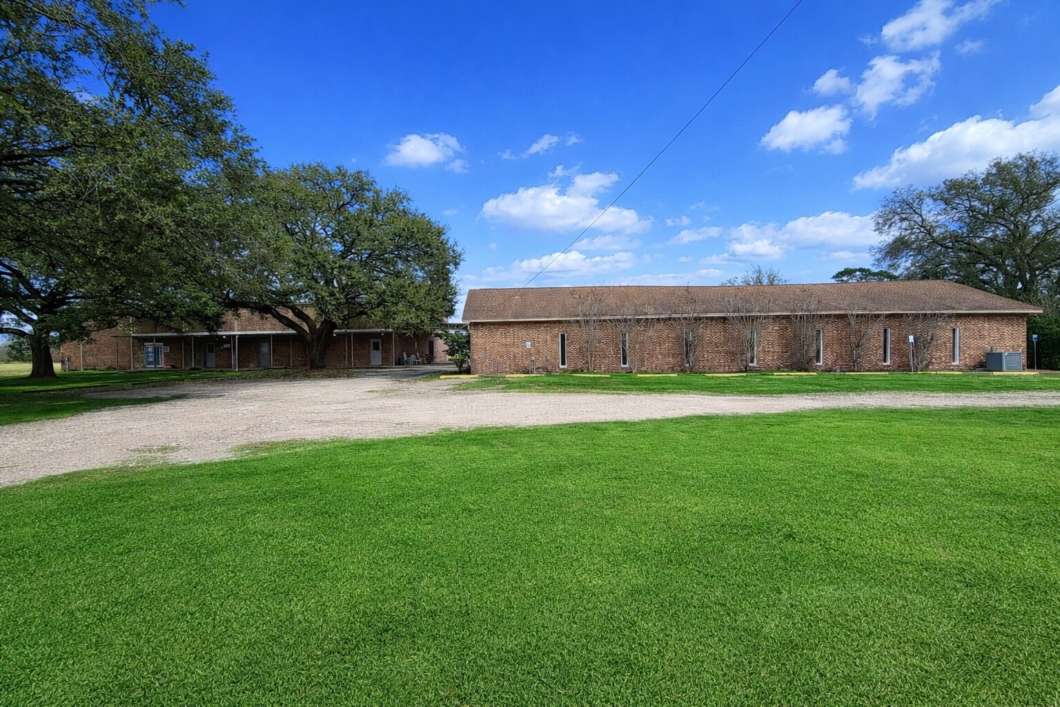 831 FM 2917 Rd, Alvin, TX for Sale