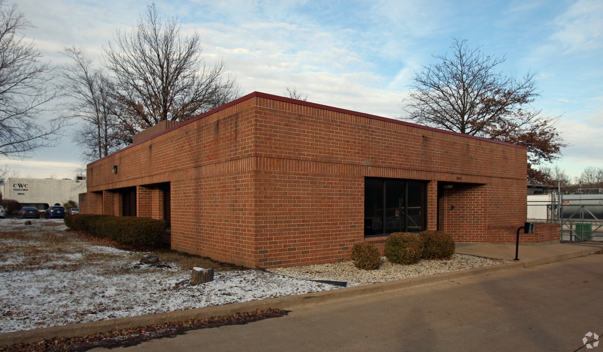 2646 Metro Blvd, Maryland Heights, MO for Rent