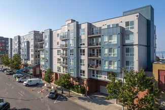 Everett, WA Retail - 2824 Grand Ave