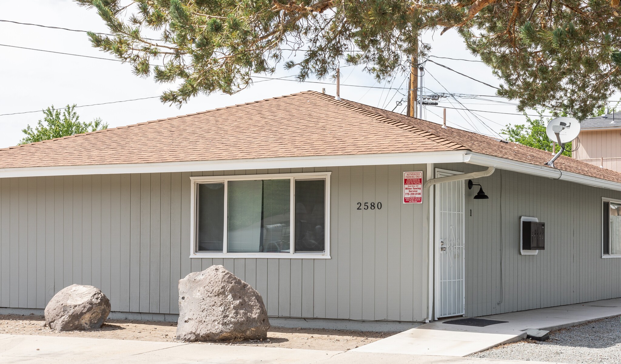 2580 E St, Sparks, NV for Sale