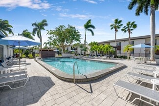 Fort Myers, FL Apartments - 4637 Deleon St