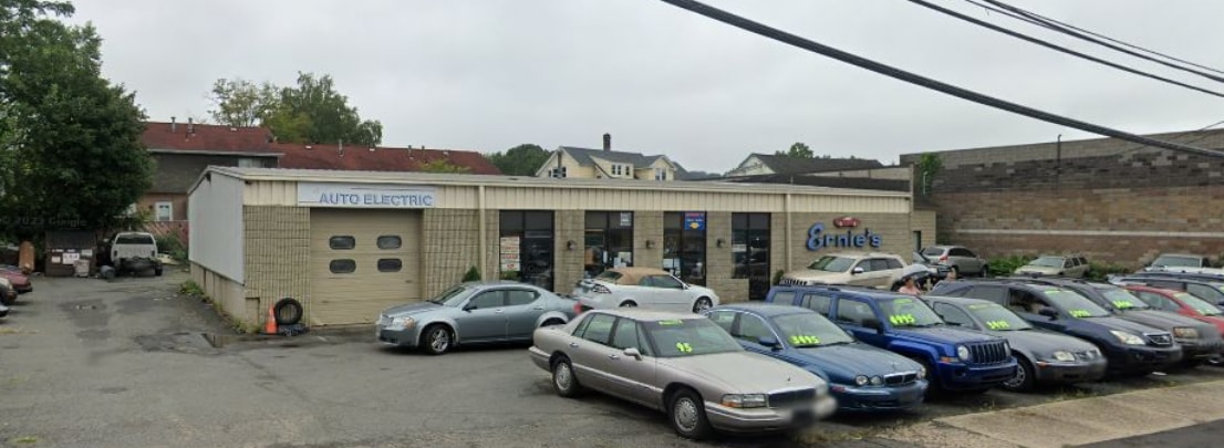 24 Meriden Rd, Waterbury, CT for Rent
