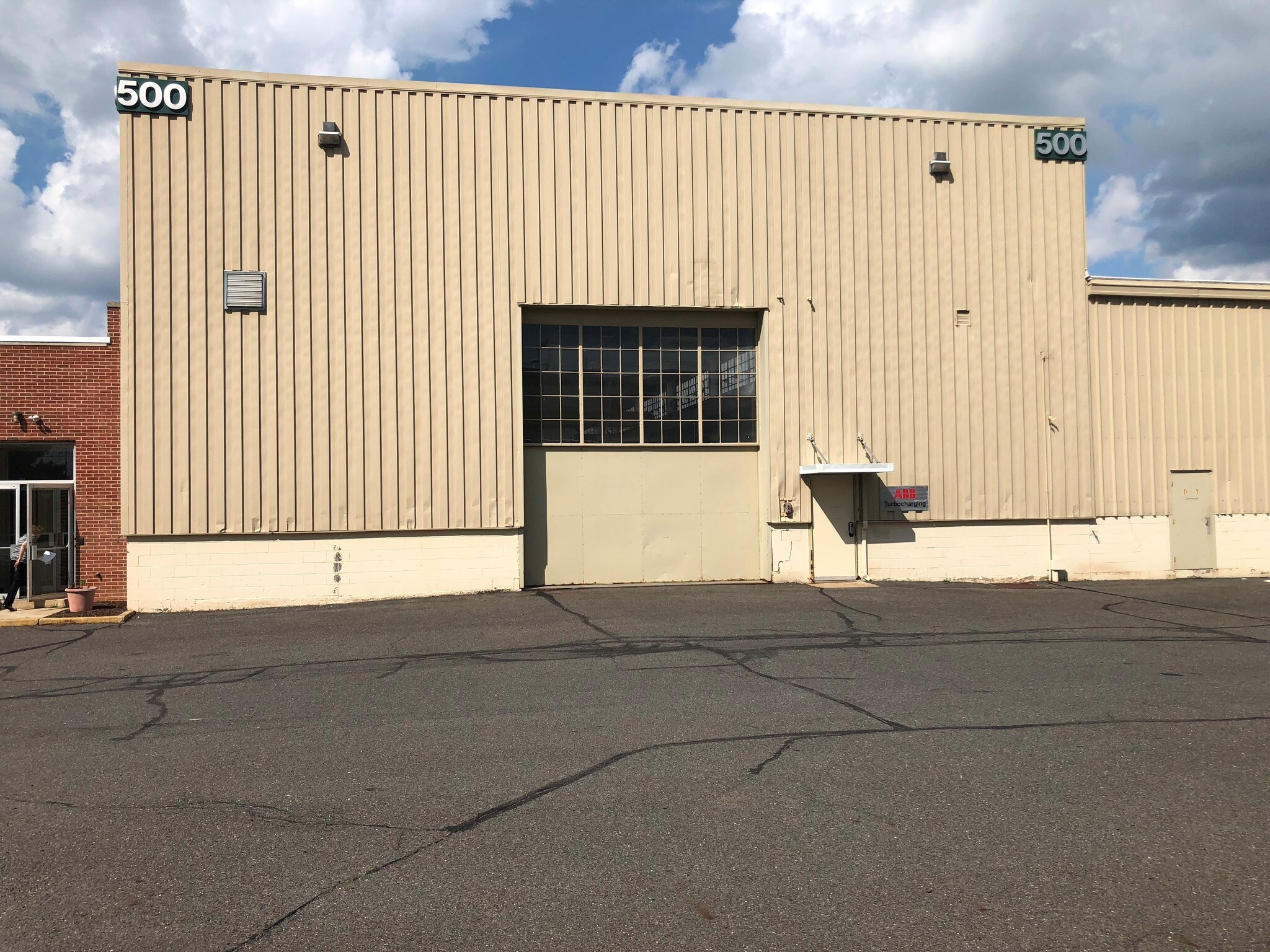 1460 Livingston Ave, North Brunswick, NJ for Rent