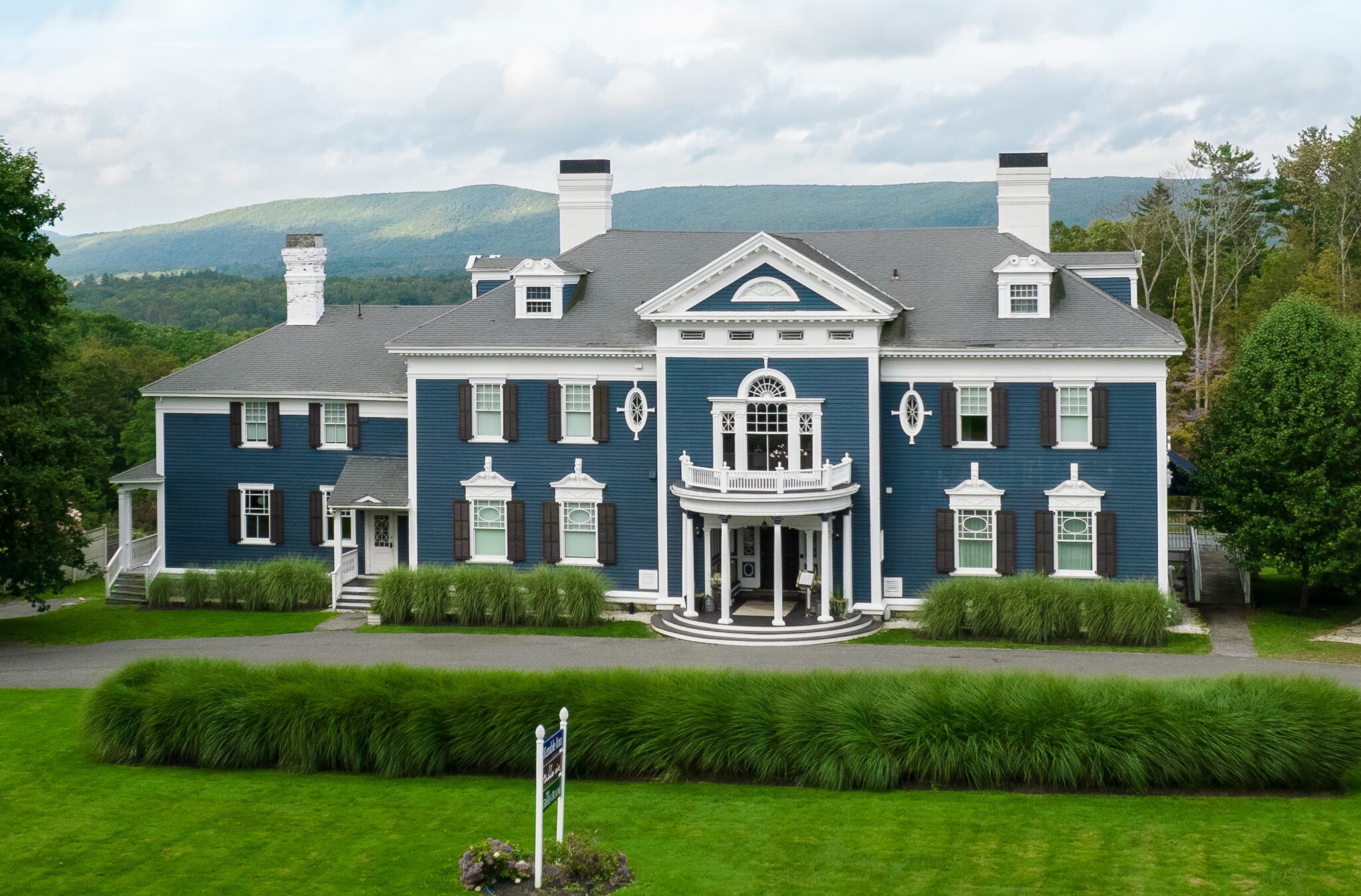 2 Kemble St, Lenox, MA for Sale
