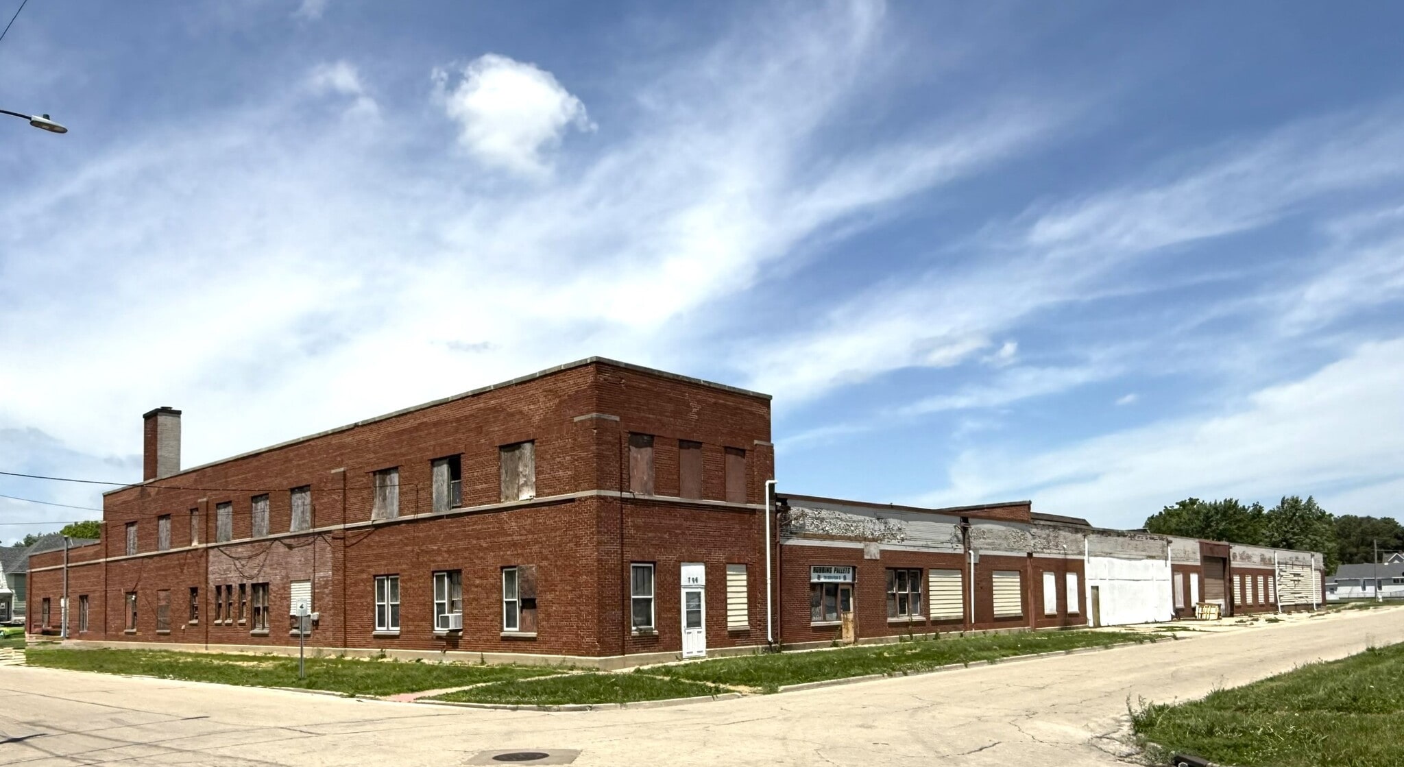 796 S Pearl St, Galesburg, IL for Sale