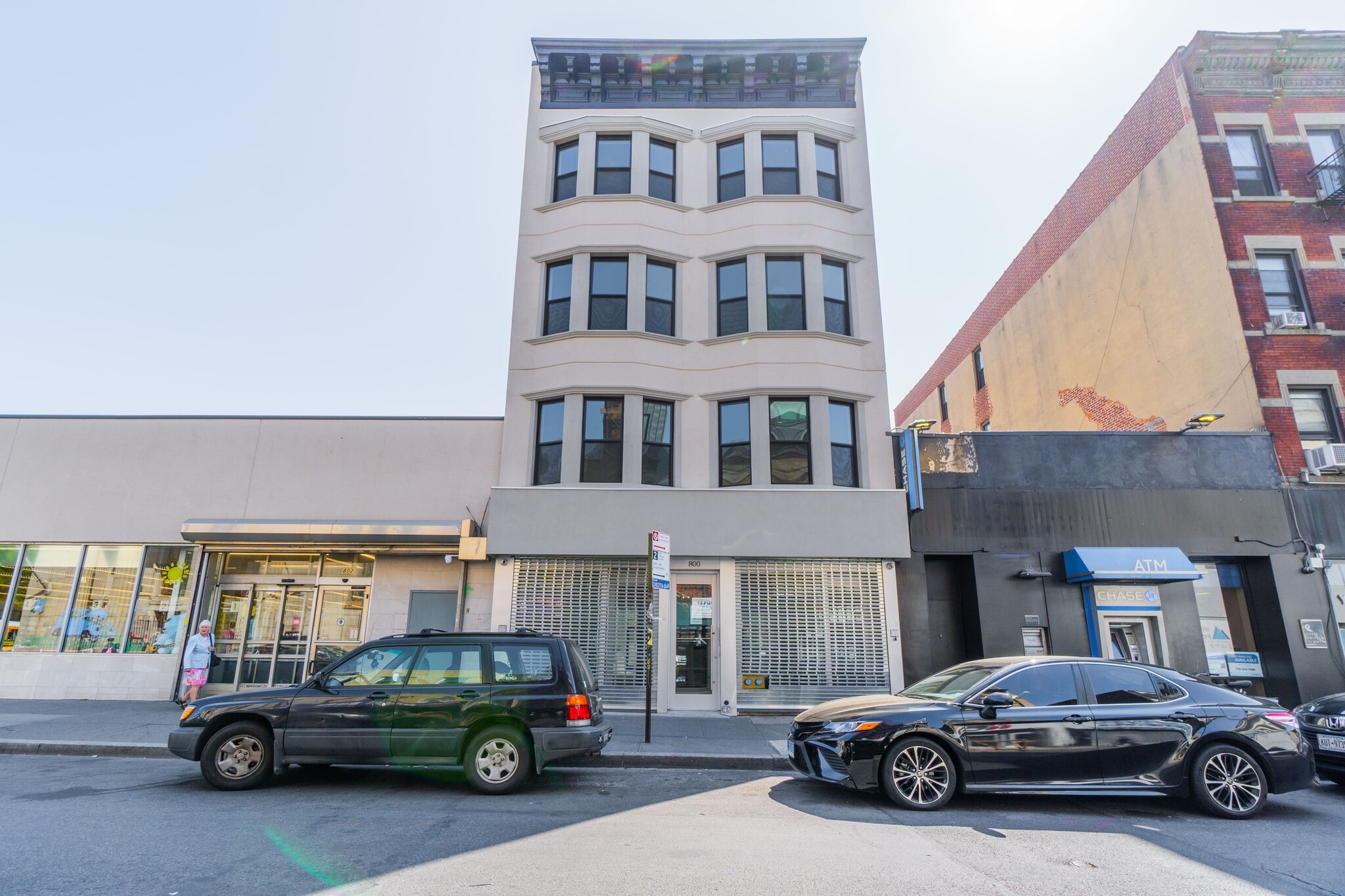 800 Manhattan Ave, Brooklyn, NY for Sale
