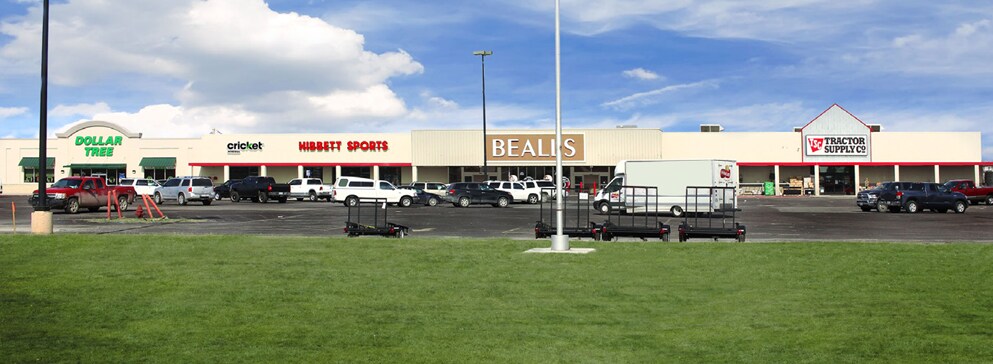 1700 W Dickinson Blvd, Fort Stockton, TX for Rent