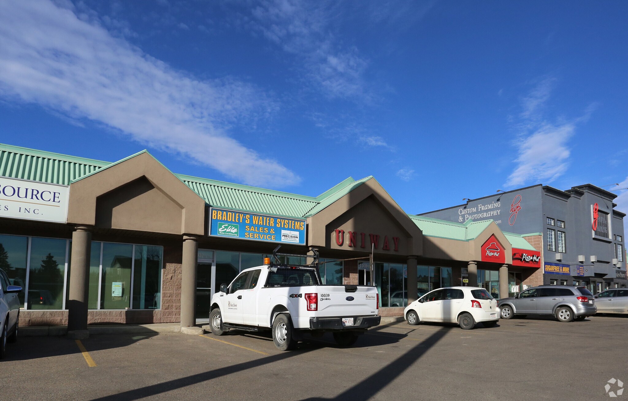 3430B 50 Ave, Red Deer, AB for Rent