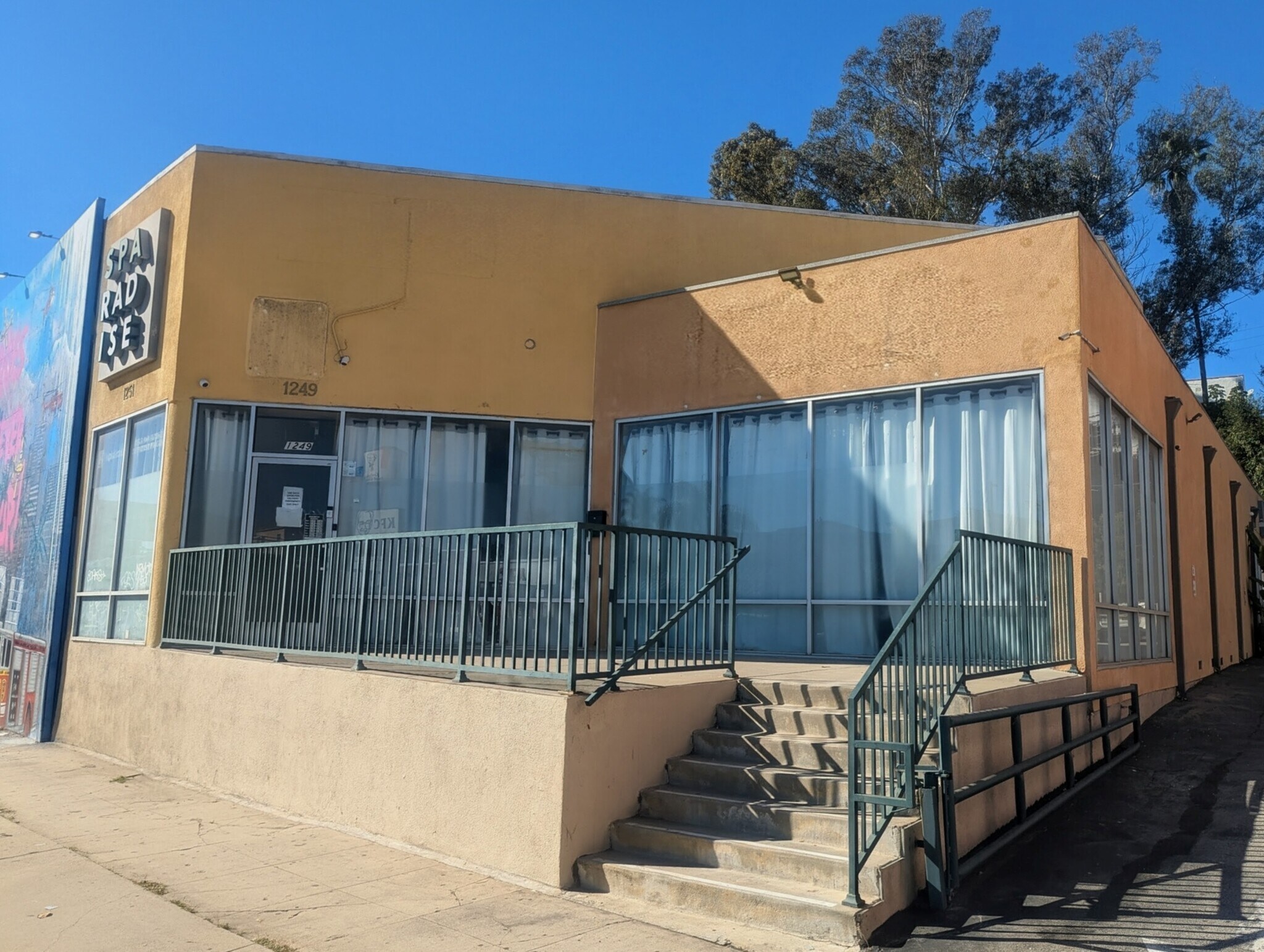 1249 S La Brea Ave, Los Angeles, CA for Rent