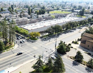 Fresno, CA undefined - 3710-3798 N 1st St