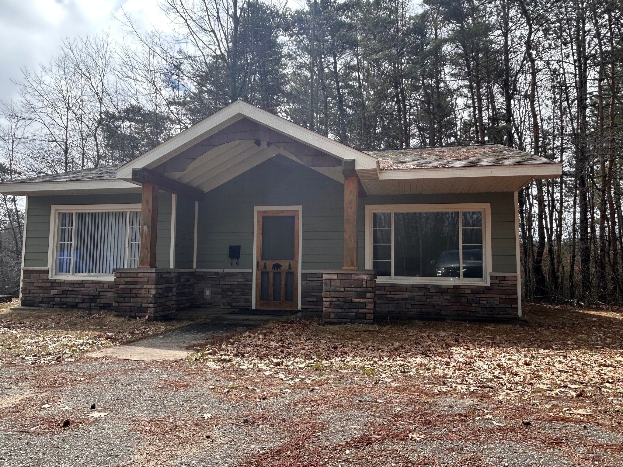 79 Higgins Lake dr, Roscommon, MI for Sale