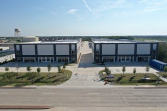 Pearland, TX Industrial - 1613 Main st