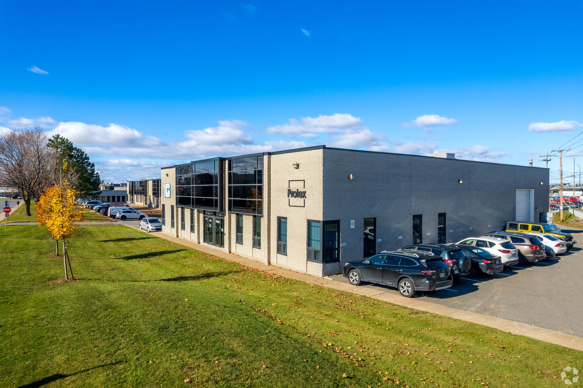 825-851 Rue McCaffrey, Montréal, QC for Rent