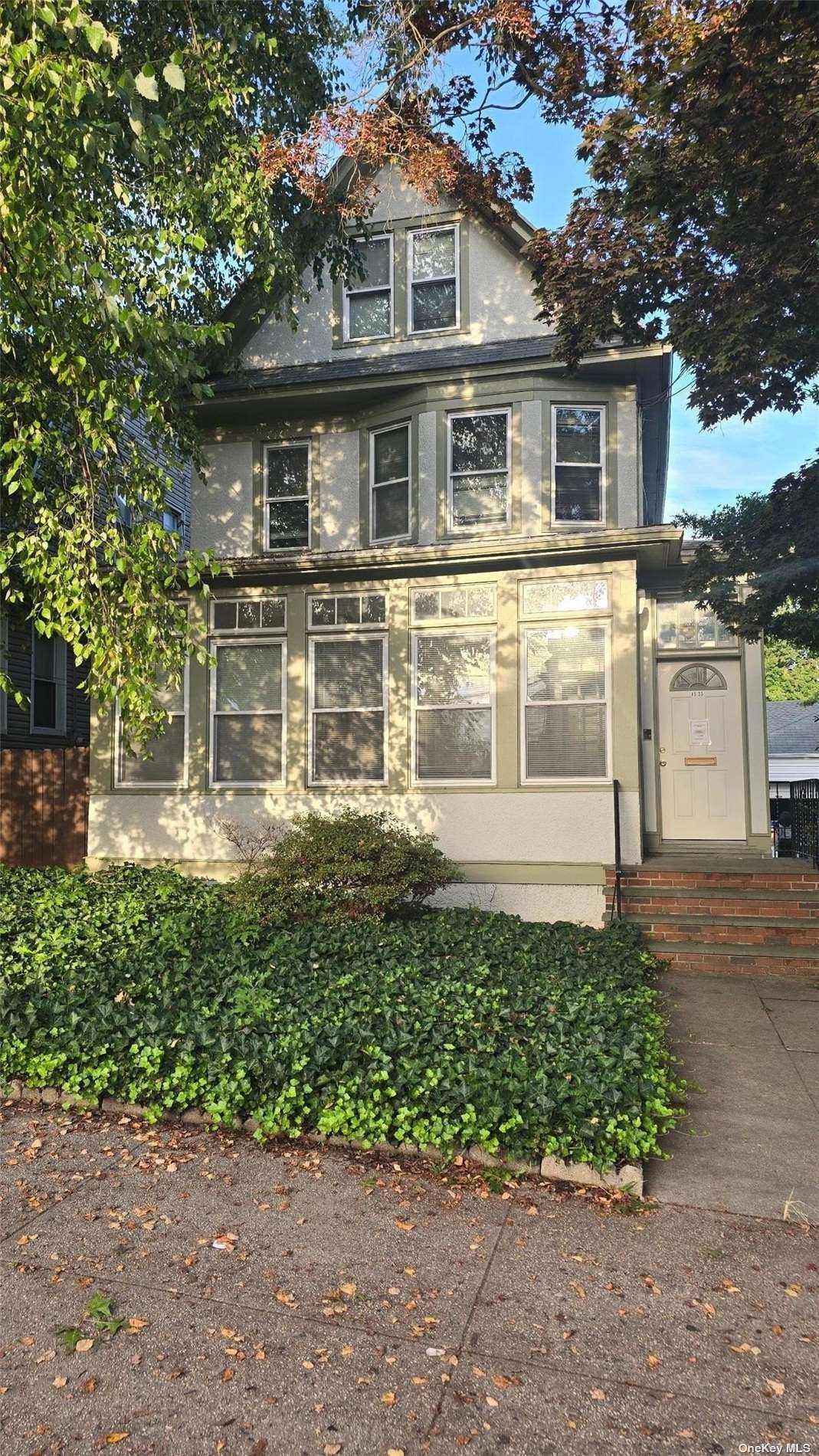 8533 Forest Pky, Jamaica, NY for Rent
