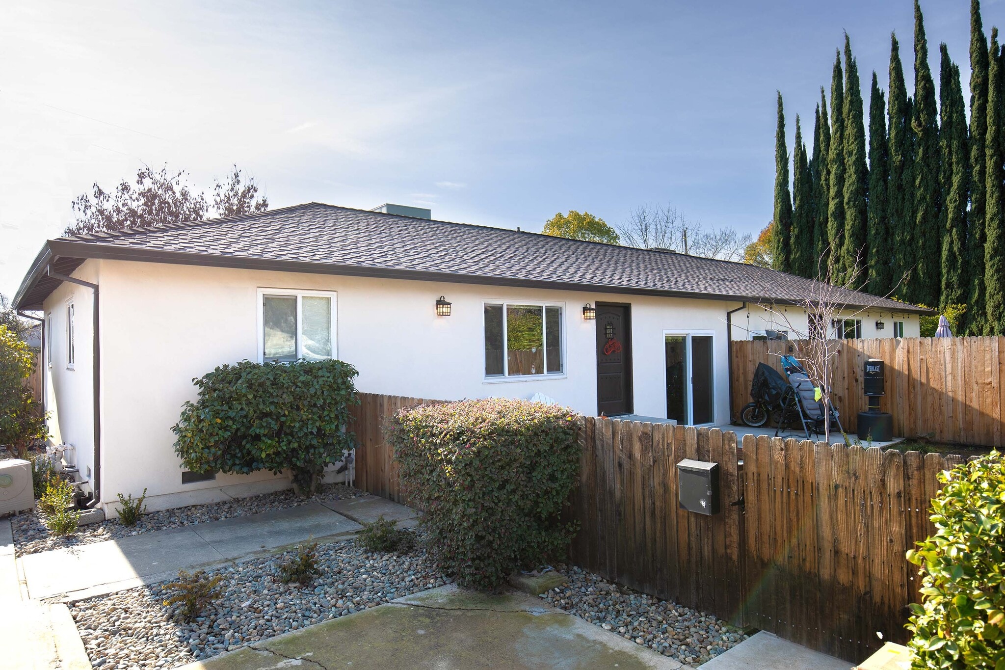 5652-5654 Broadway, Sacramento, CA for Sale