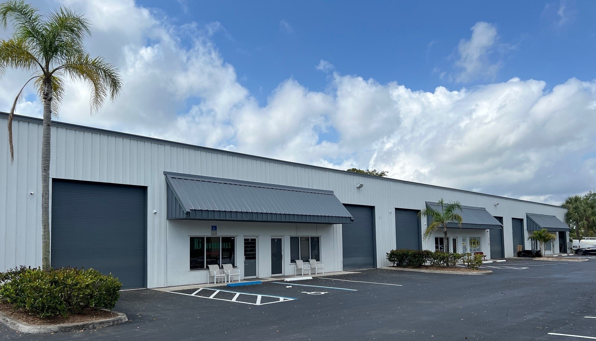 8330 Currency Dr Riviera Beach, FL 33404 Industrial Property for
