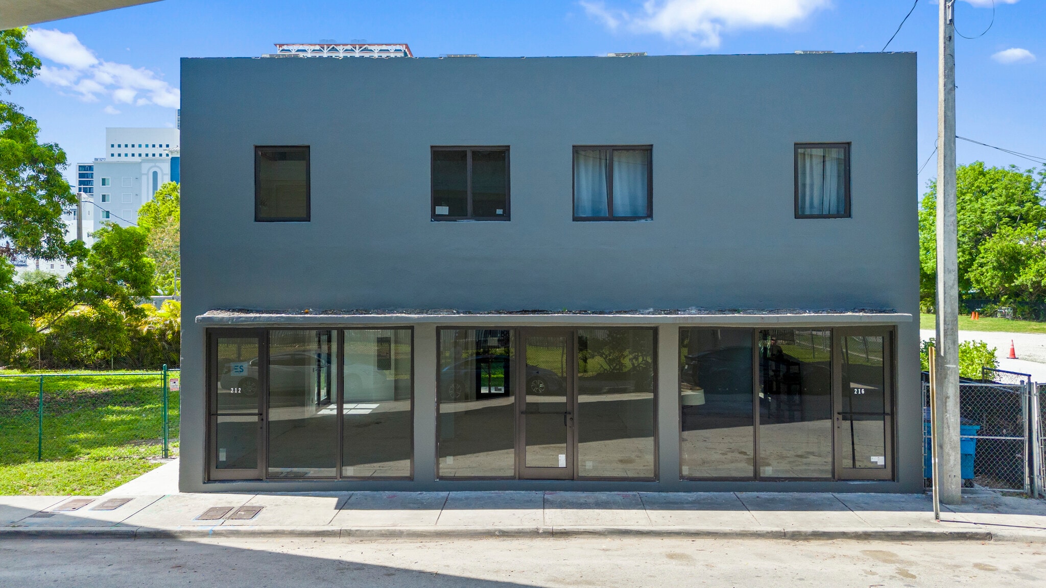 212 NW 11th St, Miami, FL for Rent