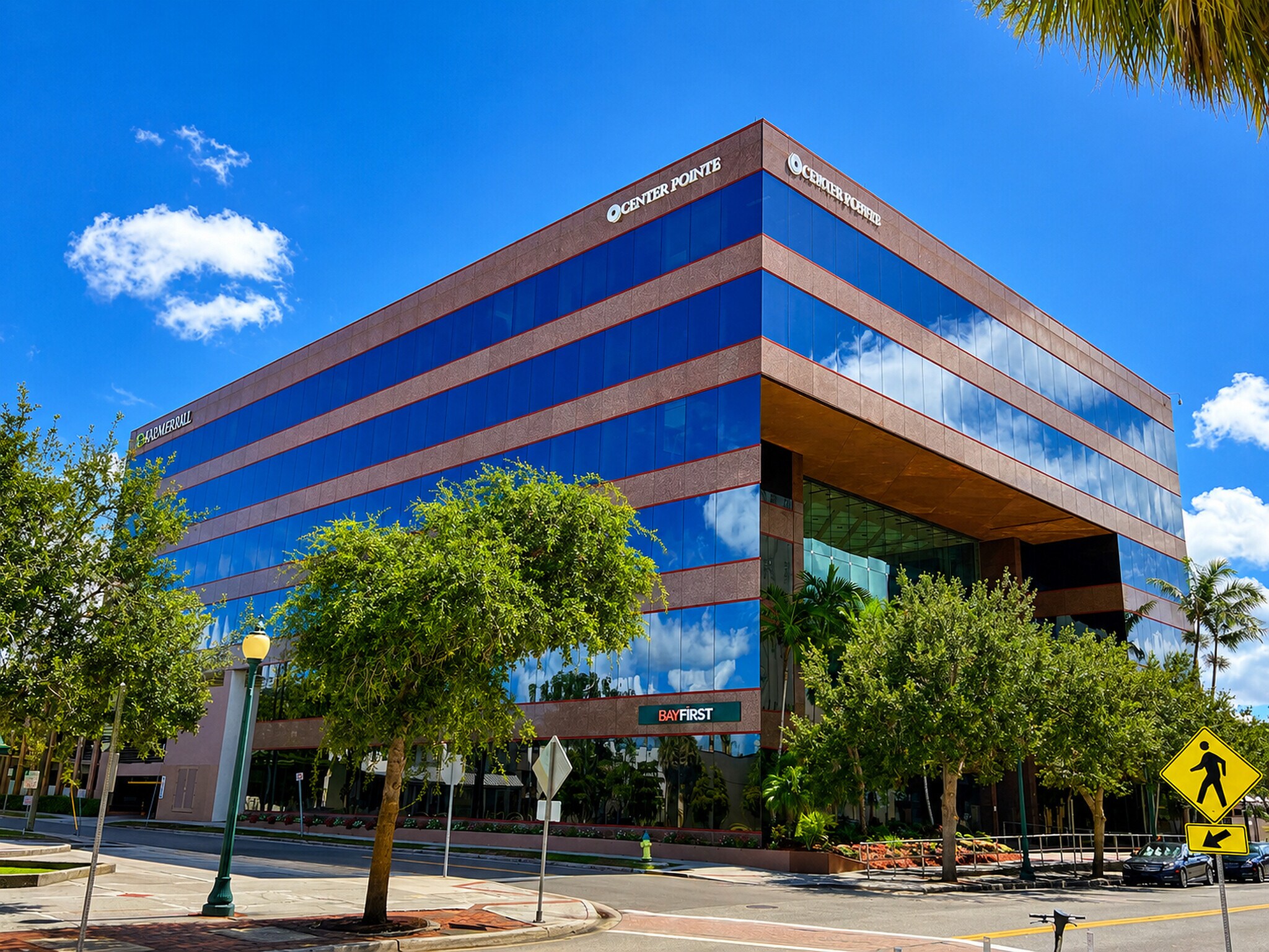 2033 Main St, Sarasota, FL for Rent