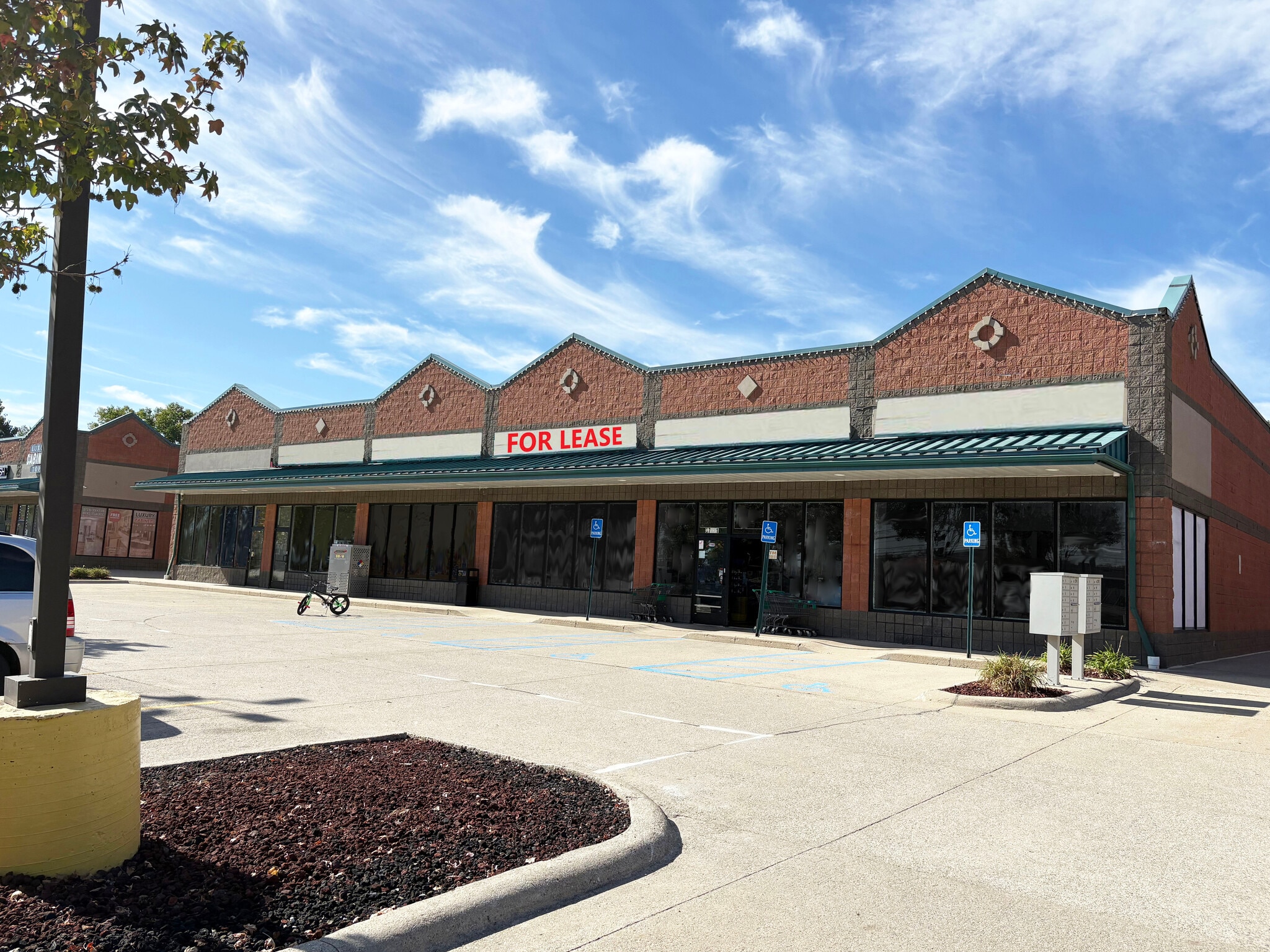 37821 Mound Rd, Sterling Heights, MI for Rent