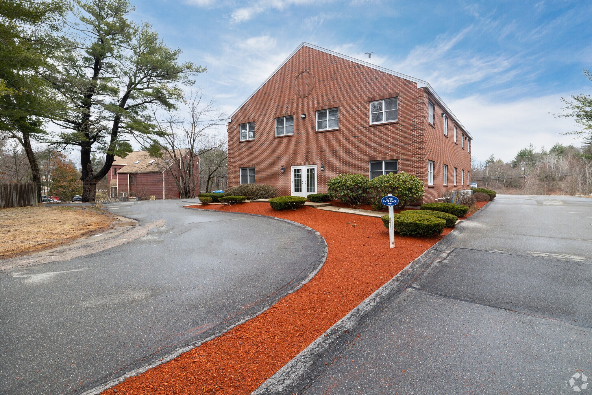 5 Buttrick Rd, Londonderry, NH for Rent