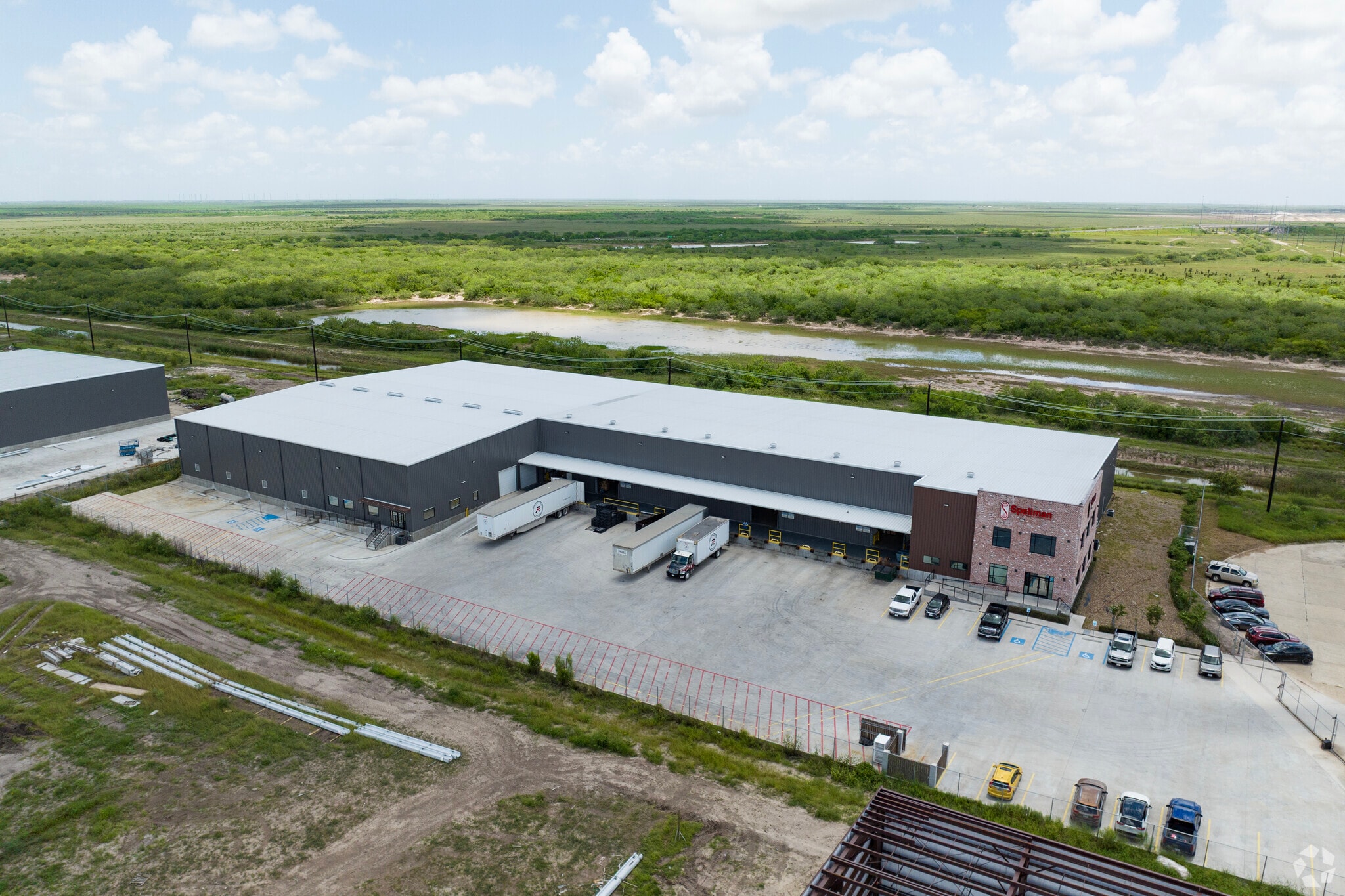 7205 Industrial Cir, Brownsville, TX for Rent