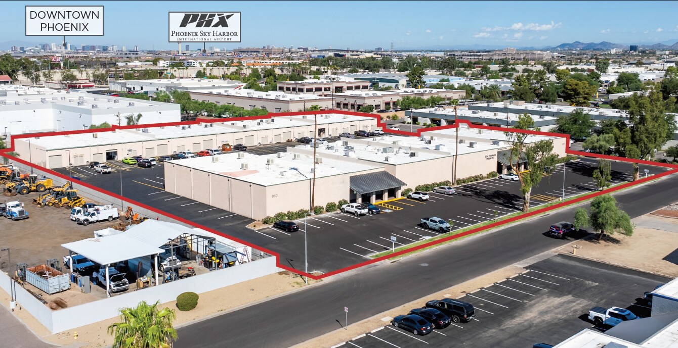 910 S Hohokam Dr, Tempe, AZ for Rent