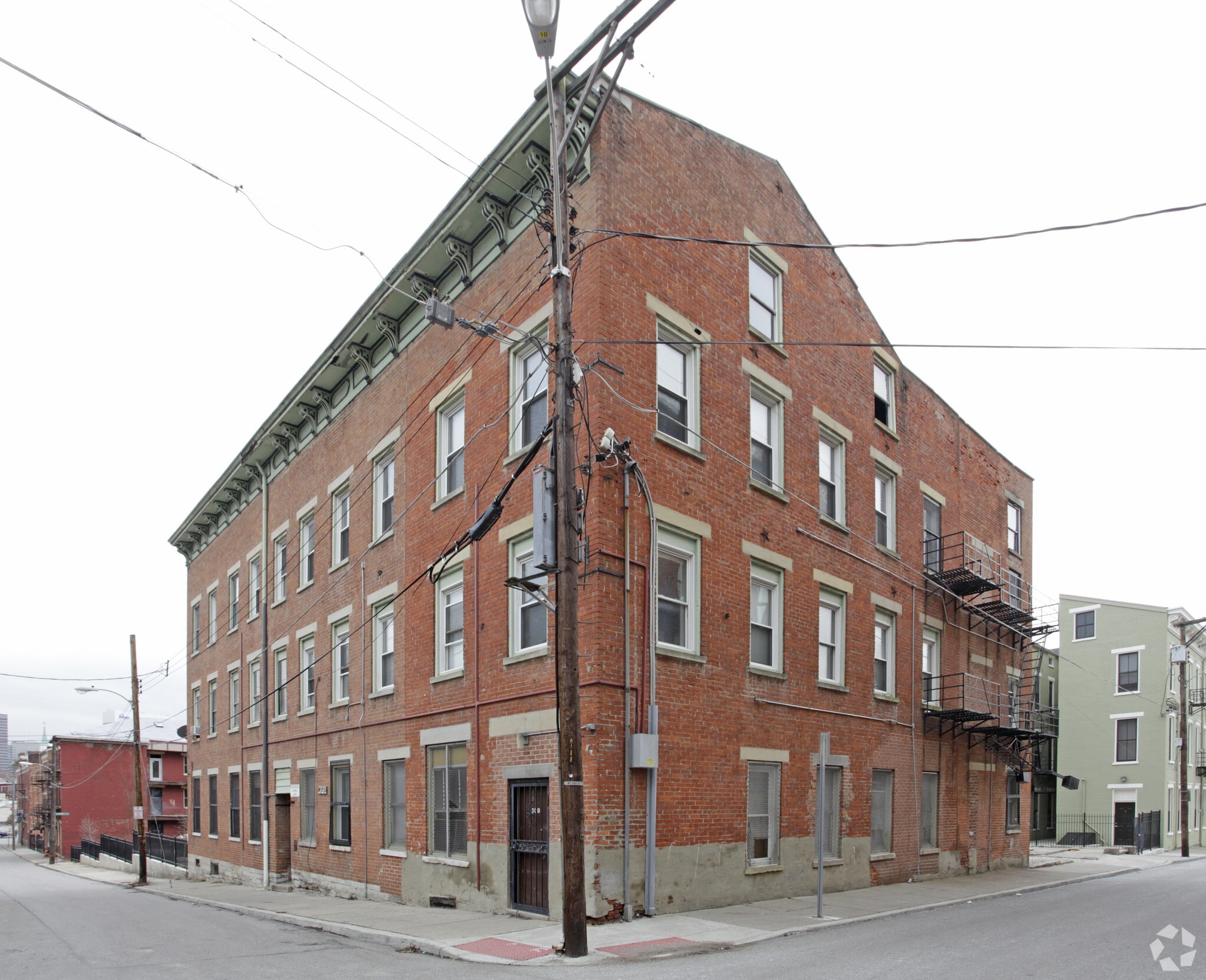 1631-1637 Hughes St, Cincinnati, OH for Sale