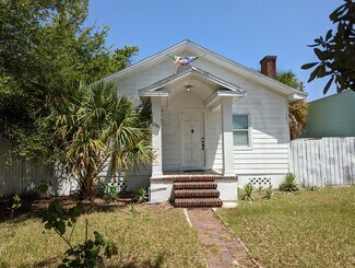 Saint Petersburg, FL undefined - 2945 Central Ave