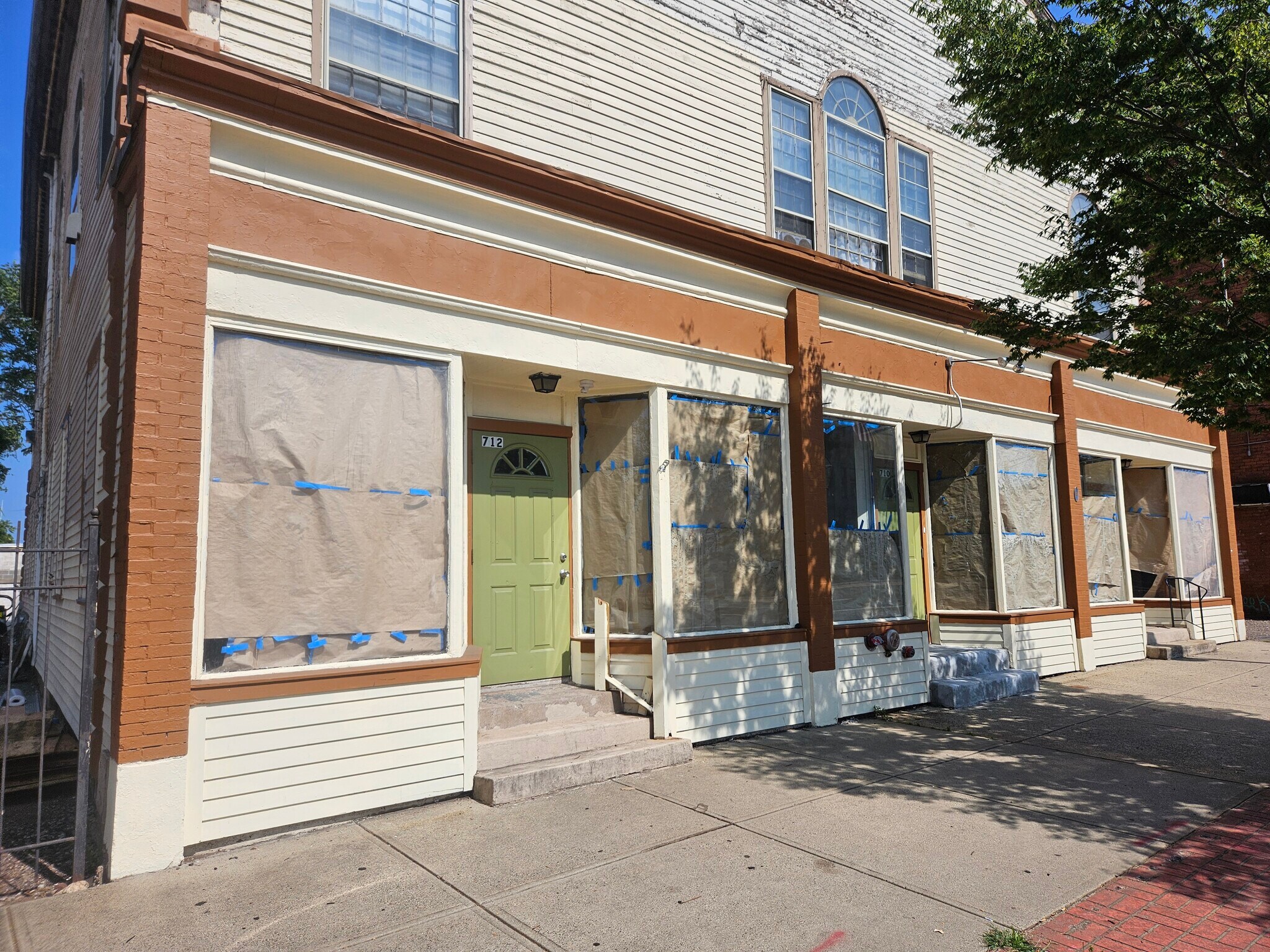 710-712 Main St, Middletown, CT for Rent