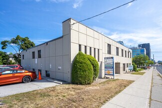 Toronto, ON Office - 80 Sheppard Ave W