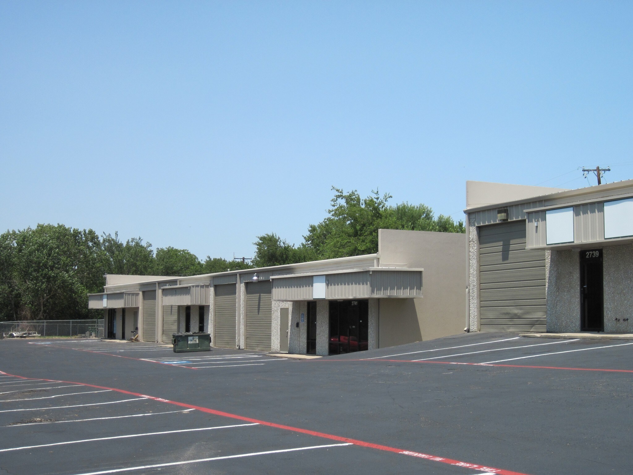 27012749 S Great Southwest Pky Grand Prairie, TX 75052 Flex Property