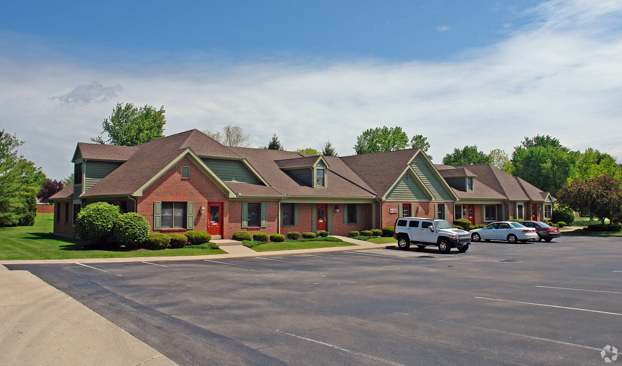 1015-1065 E Centerville Station Rd, Centerville, OH for Sale