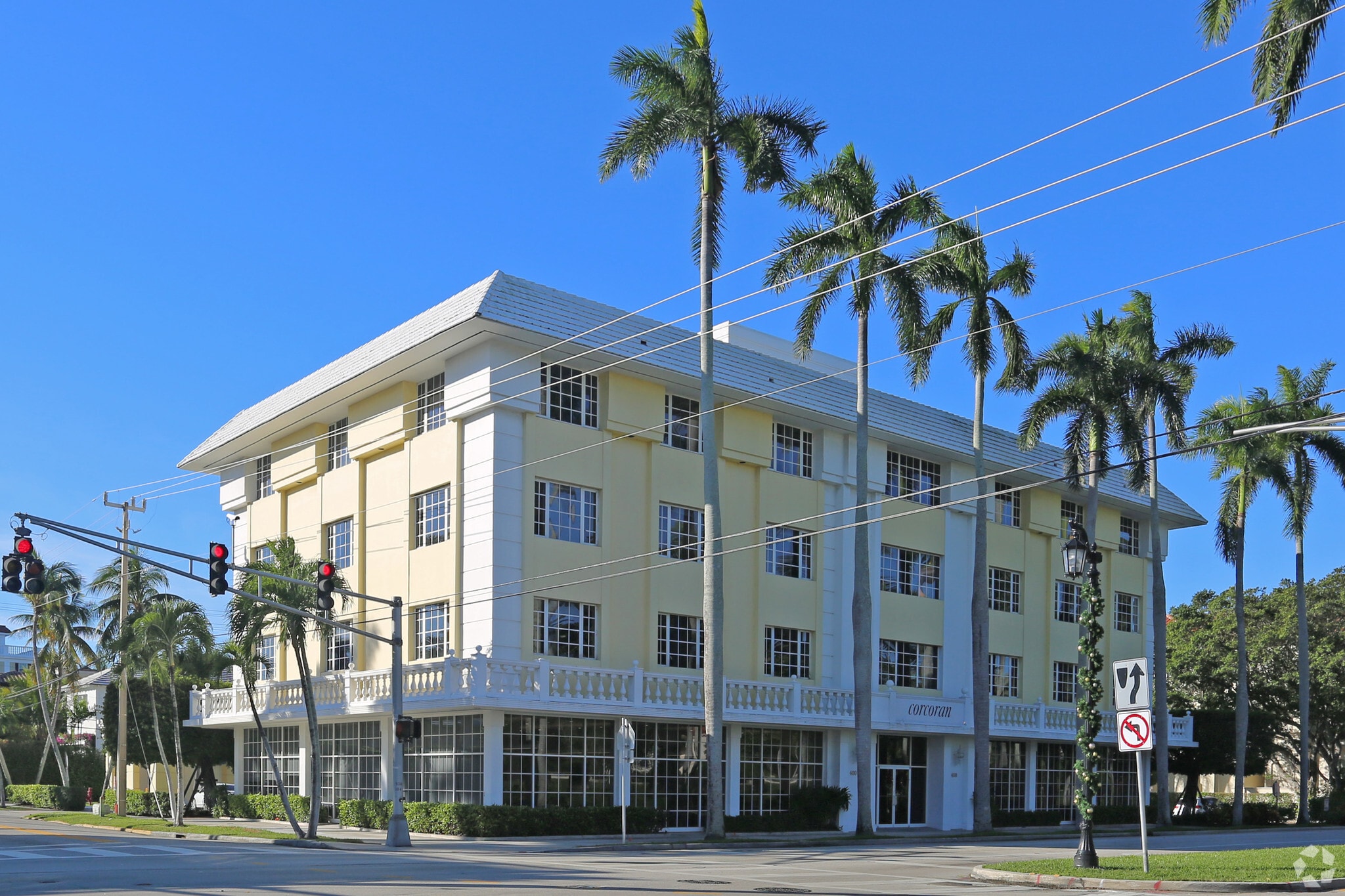 400 Royal Palm Way, Palm Beach, FL for Rent