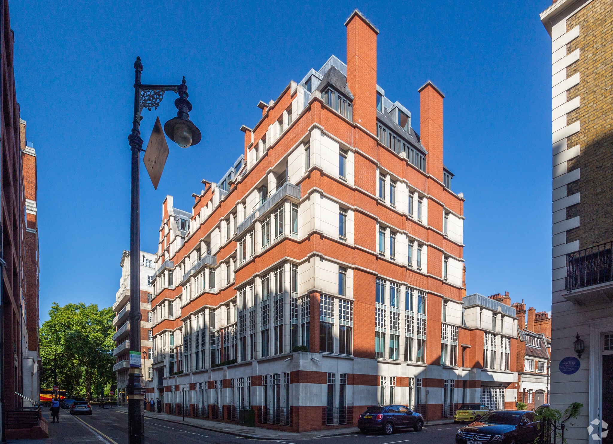 2 Park St, London, LND for Rent