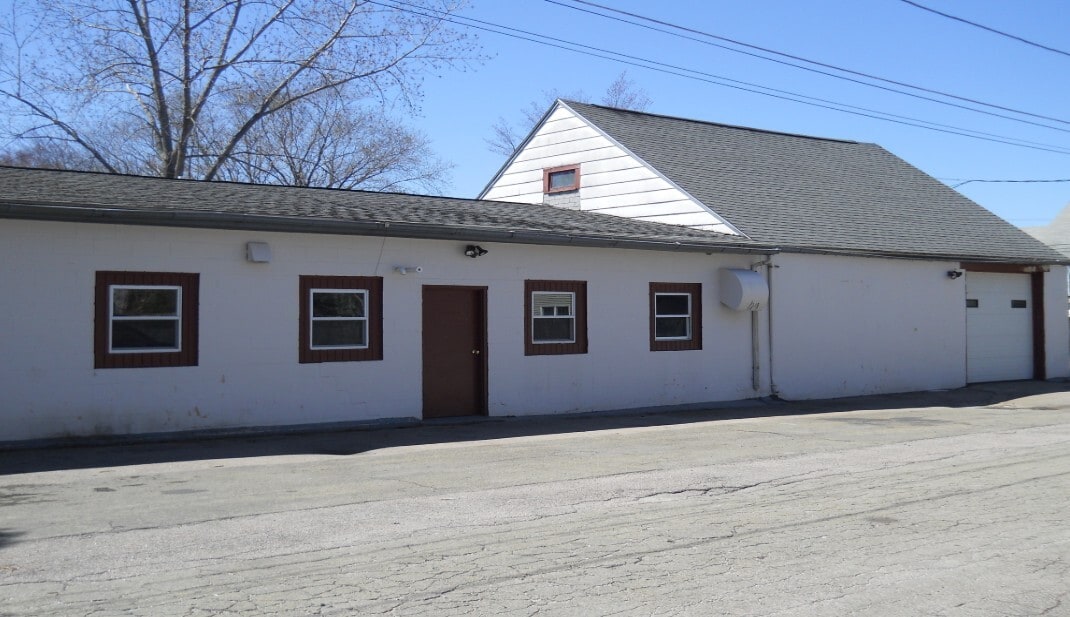 11 Summer St, Bellingham, MA for Sale
