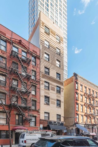 New York, NY undefined - 153 E 26th St