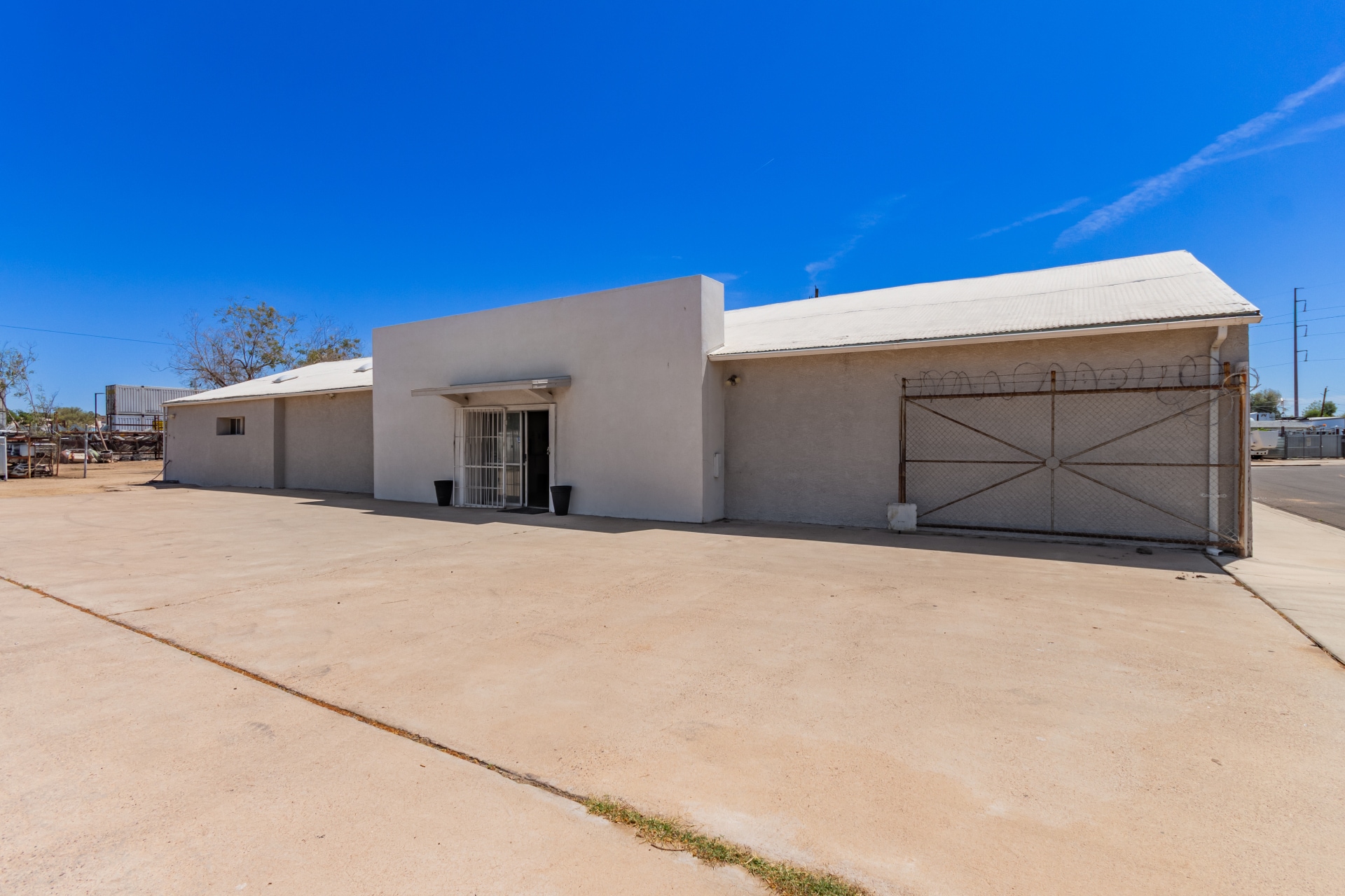 5850 W Market St, Glendale, AZ for Sale