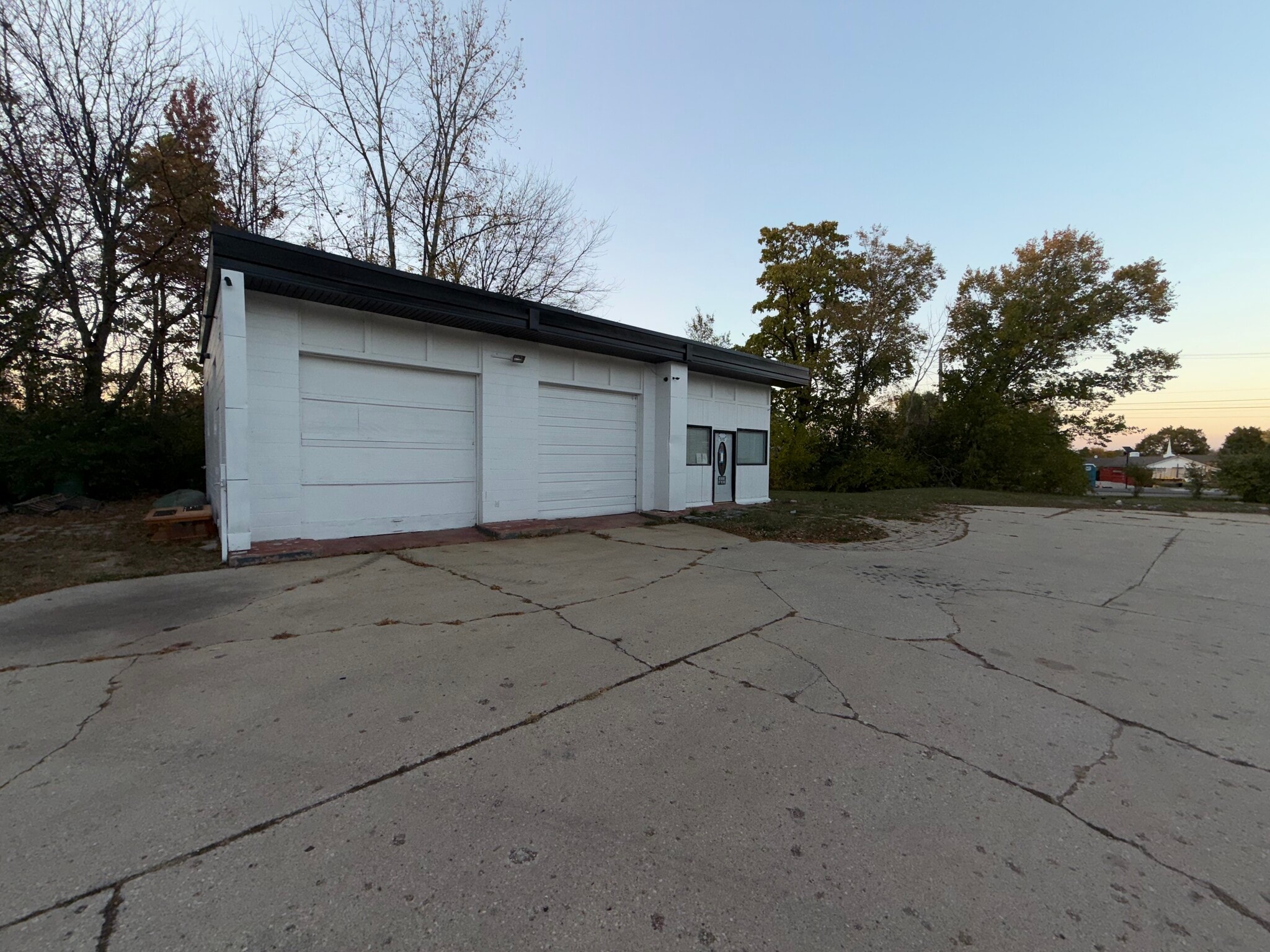 6N592 Route 25, Saint Charles, IL for Sale