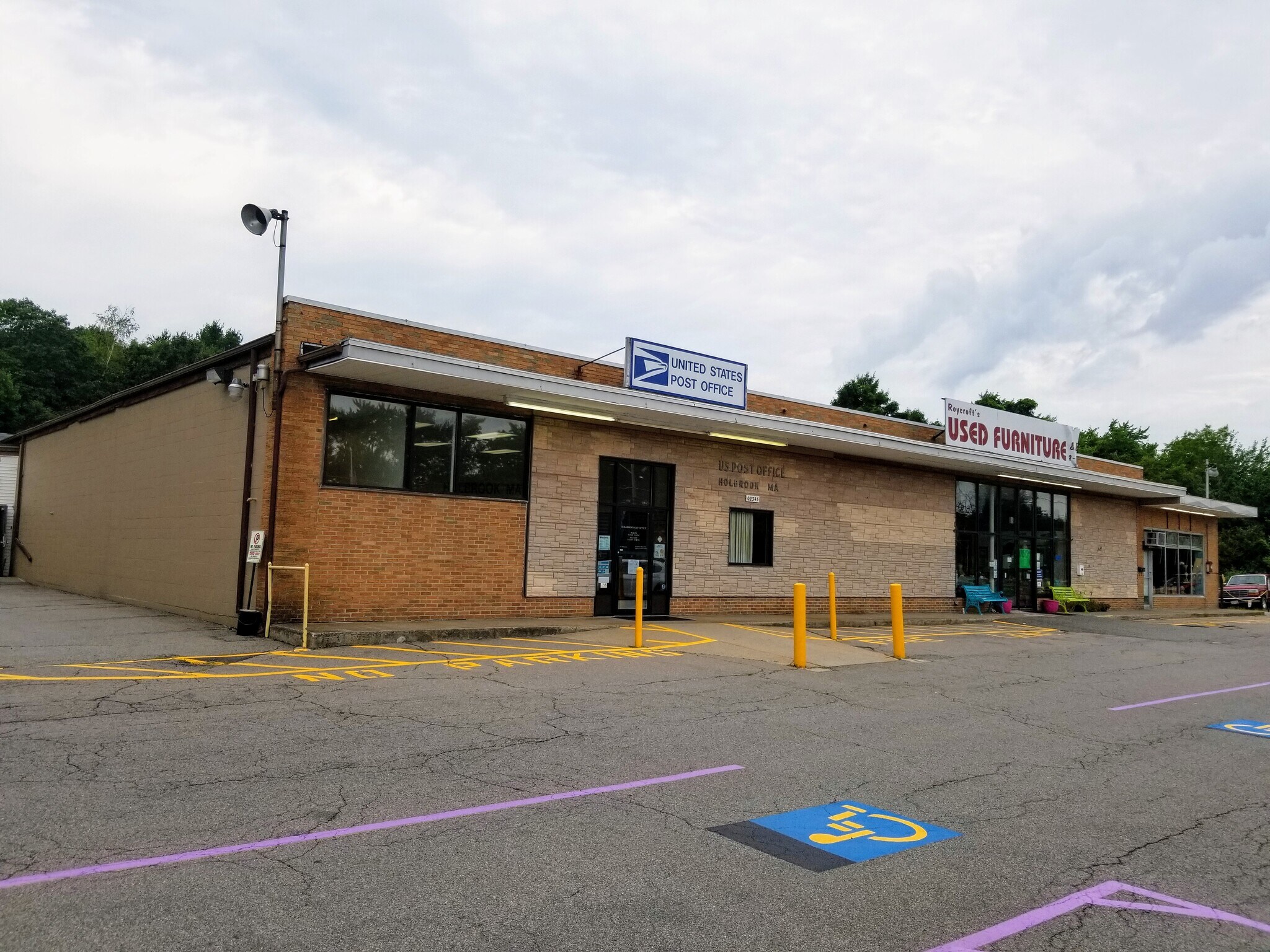 333 Plymouth St Holbrook, MA 02343 Retail Property for Lease on