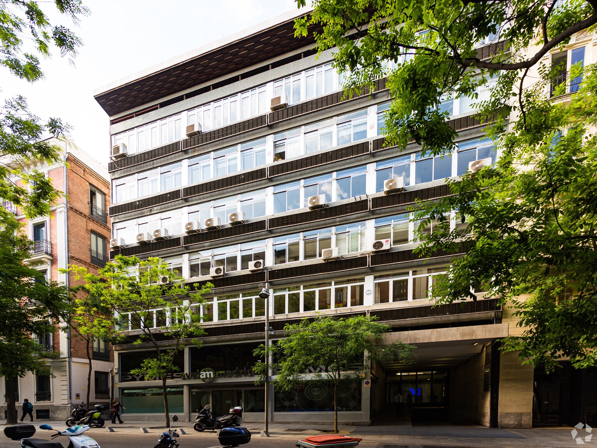 30 Calle De Jorge Juan, Madrid, MAD for Rent