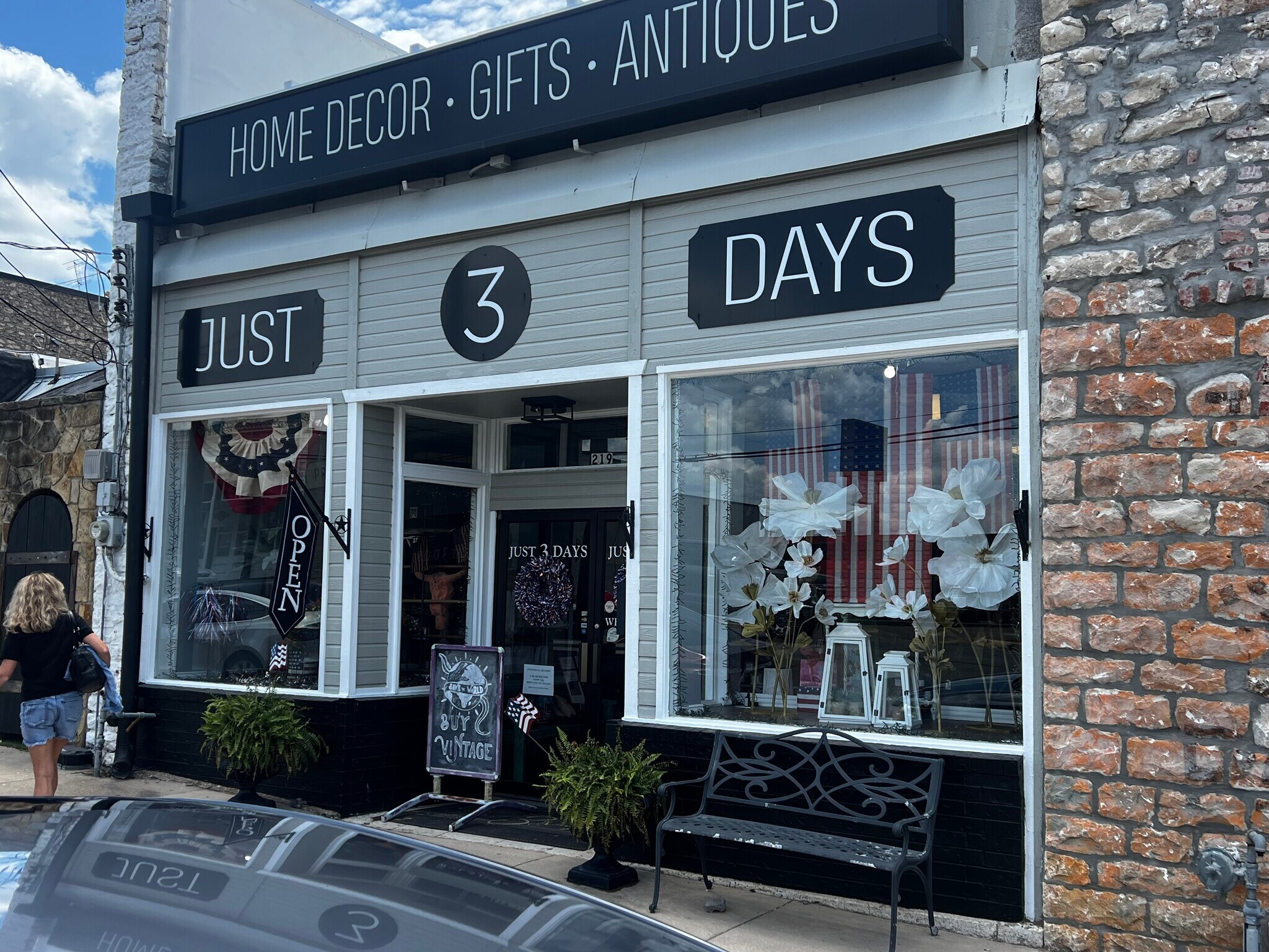 219 N Main St, Weatherford, TX for Sale