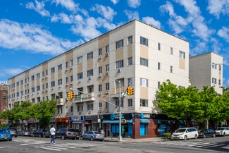 Flushing, NY Apartments - 150-15 Northern Blvd