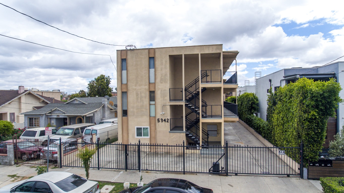 5342 Lexington Ave, Los Angeles, CA for Sale