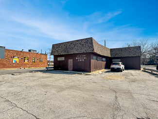 Chicago, IL Health Care - 1 E 111th St
