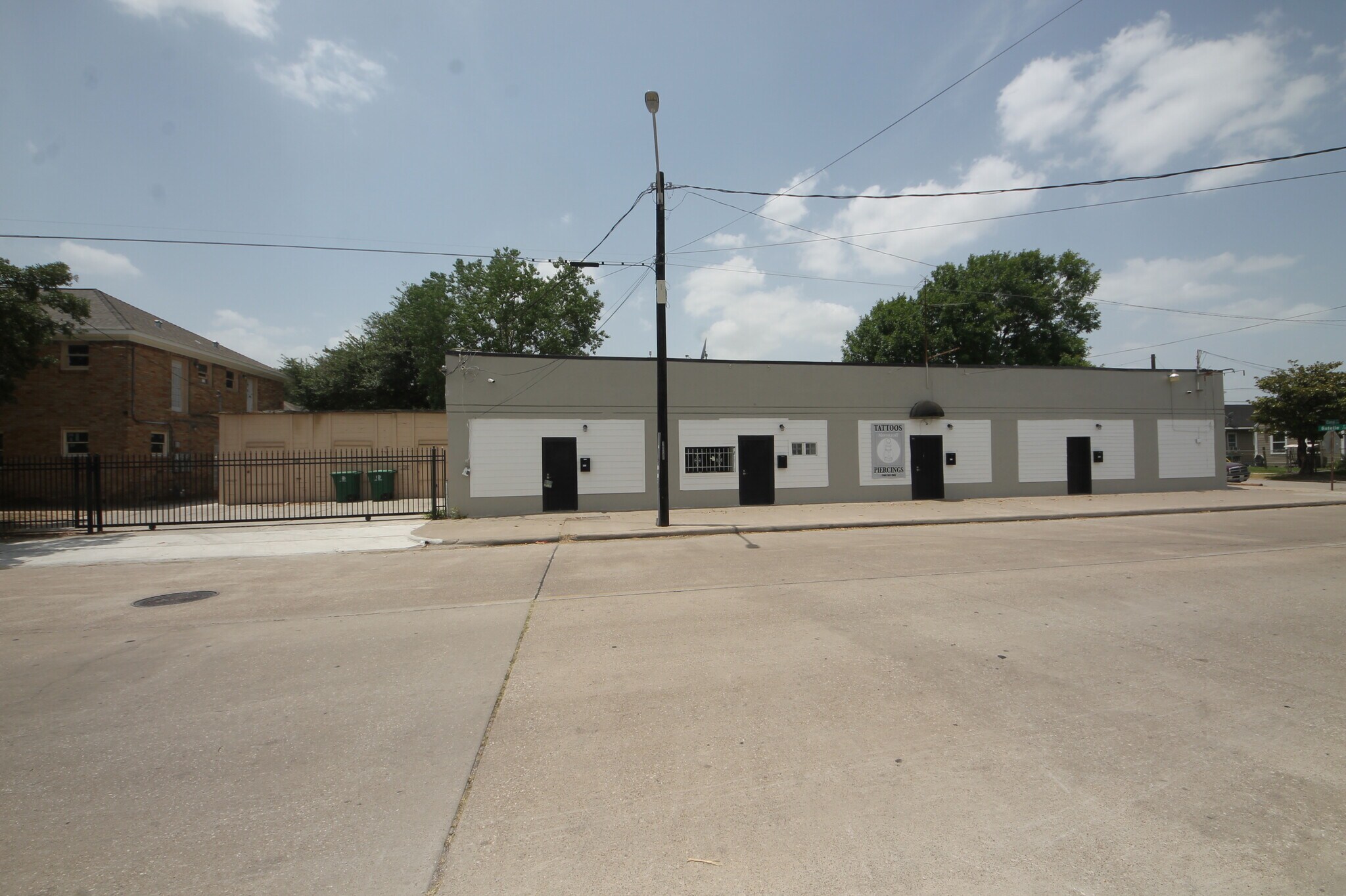 4202 Canal St, Houston, TX for Rent